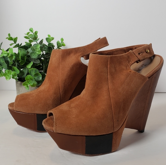 L.A.M.B. Tan Leather Wegde Booties, Size 7 - Picture 1 of 8